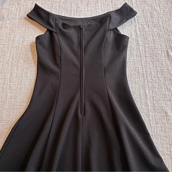 TEEZE ME Black Fit Flare Off Shoulder A-line Mini Dress Semi-Formal Junior 9/10 - Picture 5 of 13